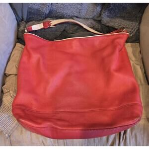 Tory Burch Red Leather boho Shoulder Bag with Logo Accent